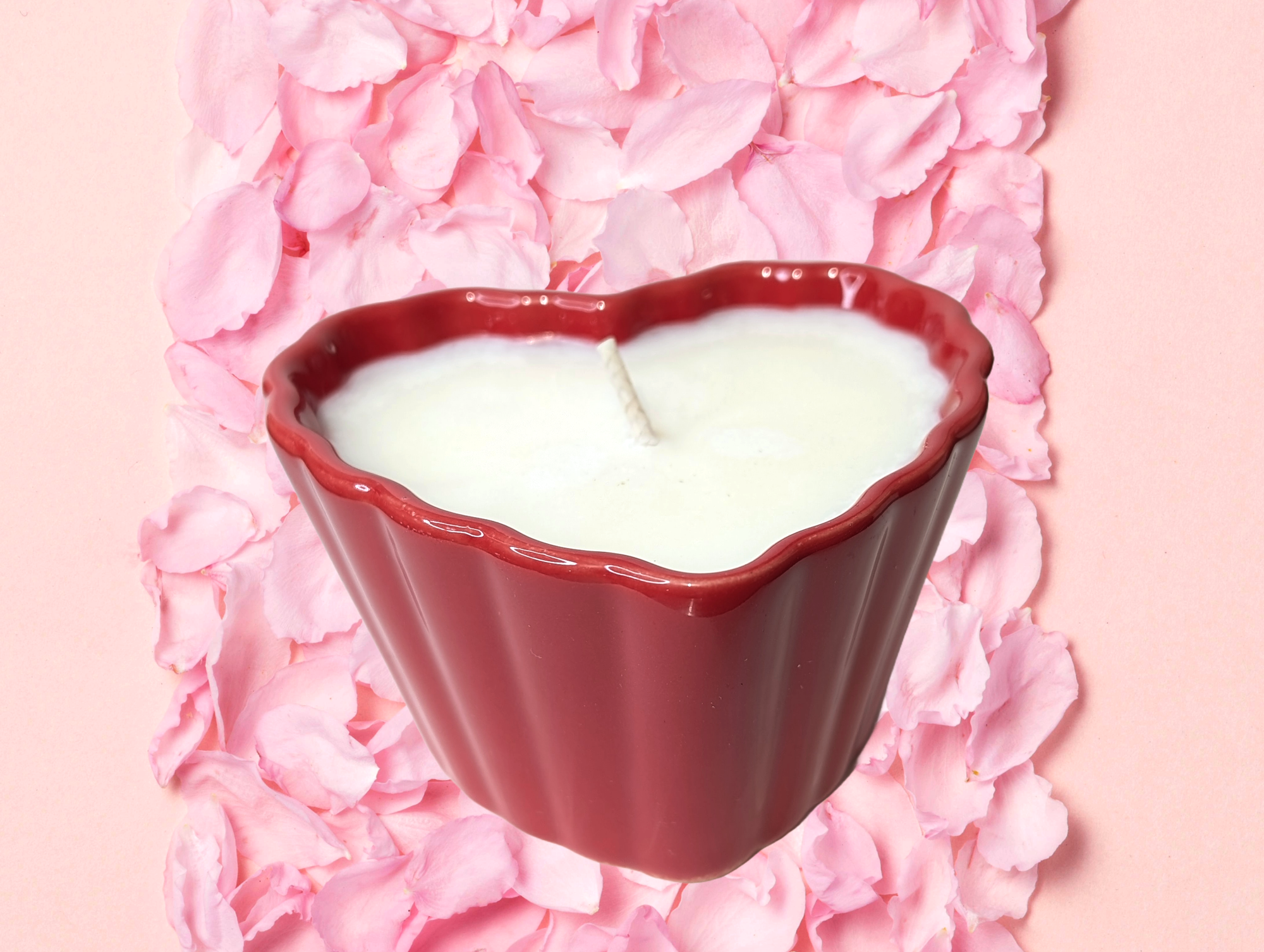 (One) Heart-Shaped Porcelain Candle | Romantic Gift | Choose Pink or Red | Two Enchanting Scents Soy Candle