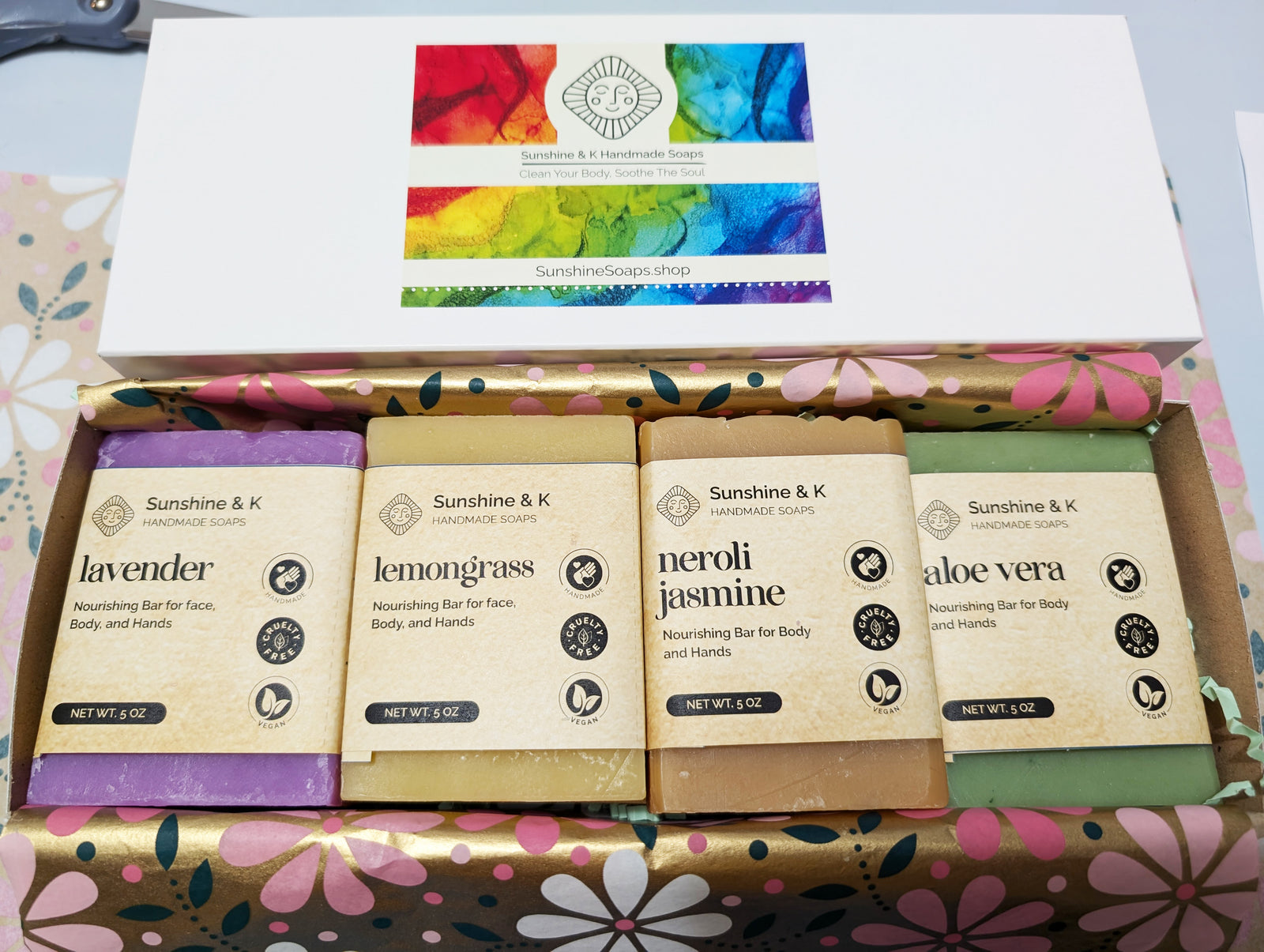 Body & Face Soap Bar, Handmade Bath Soap, Aloe Vera, Lavender, Neroli Jasmine, & Lemongrass Soap Bars, 20 oz